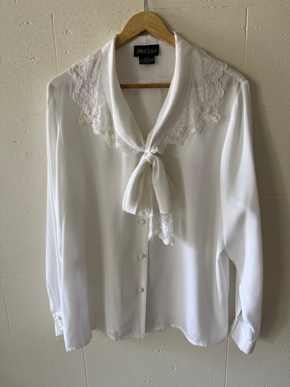 Vintage | White Lace & Tie Front Romantic Delicate Feminine Blouse | Large